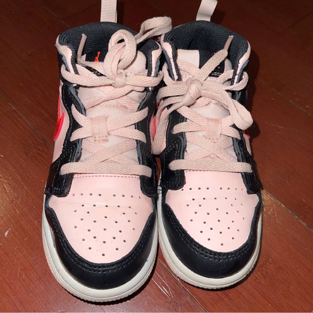 Jordan 1 MID (TD)